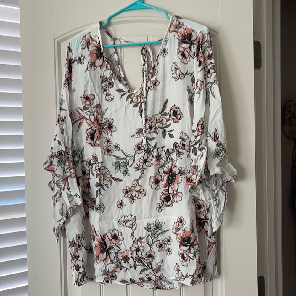 3x White Floral Top